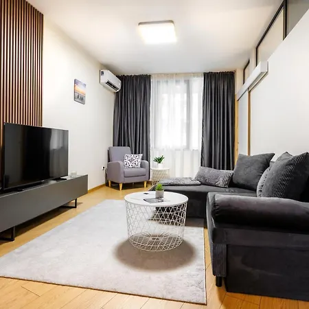 Ivy's Cozy Retreat I Free Parking I Near Kapana Plovdiv