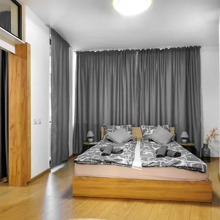 Ivy's Cozy Retreat I Free Parking I Near Kapana Appartement *