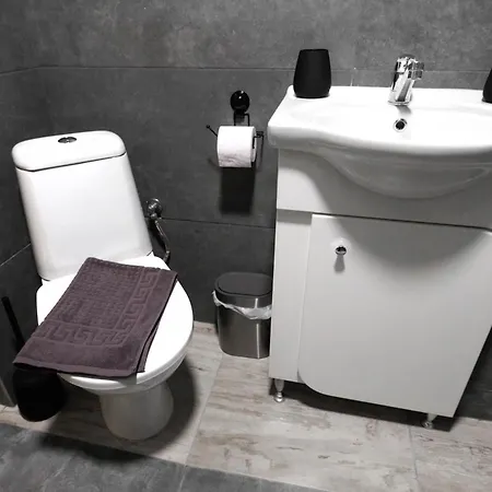 Ivy's Cozy Retreat I Free Parking I Near Kapana Appartement Plovdiv
